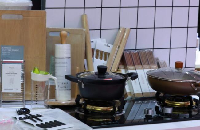 共享厨房噱头渐冷 转型餐饮服务商或成大势