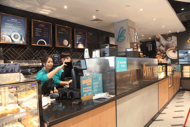 阿里百联开“便利店”,会是下一个盒小马吗?