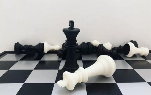 尚品网猝死,寺库业绩承压,中国奢侈品电商大战现变局
